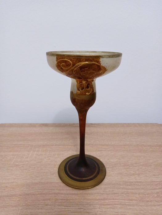 Sfesnic sticla mata decorata manual Arc ( France)