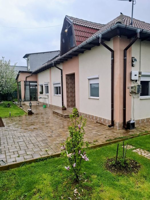 casa de vinzare!!!!!