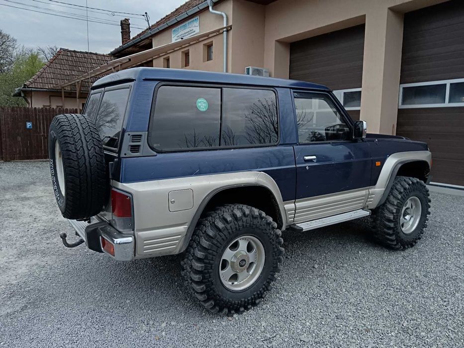 De vânzare Nissan Patrol Y60 SLX – Autoutilitară 2 locuri (Motor: 2.8 Tdi)