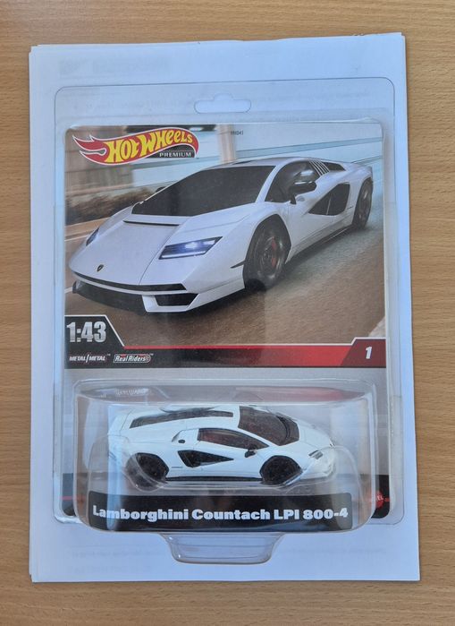 Lamborghini Countach Hotwheels 1:43