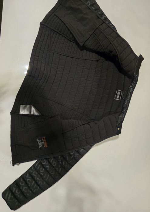 Яке Guess преходно