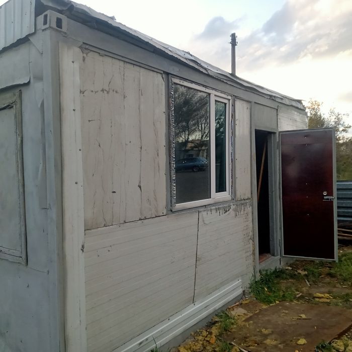 Продаю бытовку .