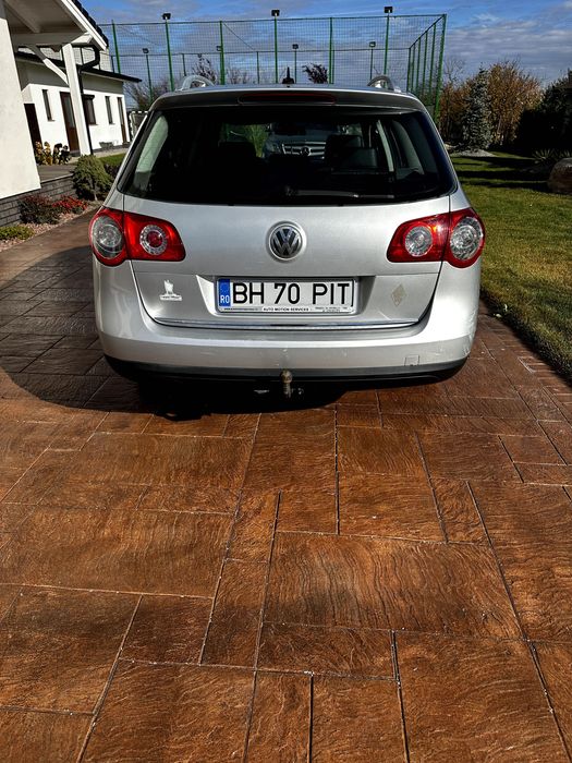 VW Passat B6 2.0 TDI 140CP Highline – Prim proprietar RO