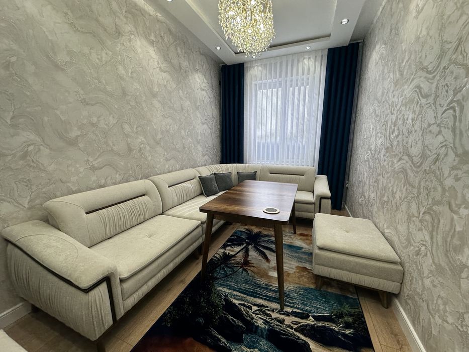 2+2/1/5 ж.к Дустлик евро ремонтом ориентир ул. Баку, Baku Residence