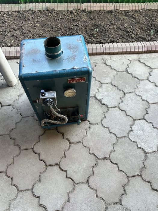 Продам газовый котёл унилюкс