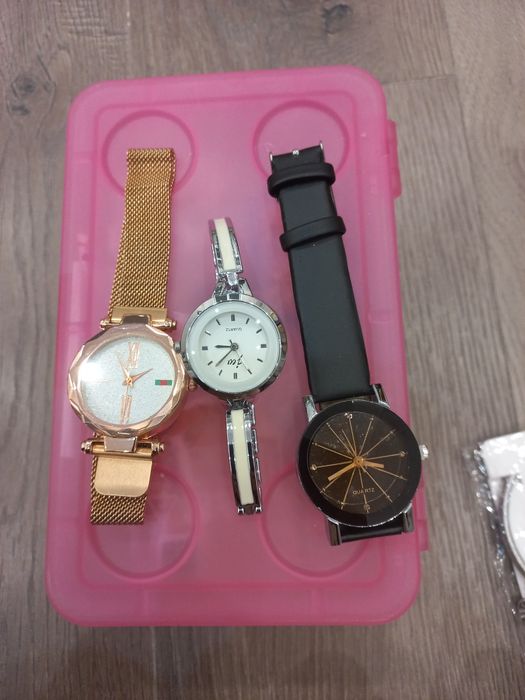 Женские ручные часы