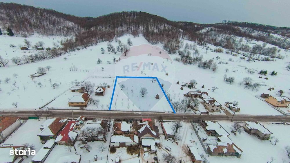 Teren intravilan, de vânzare în Damiș- Bratca pe Strada Principală 274