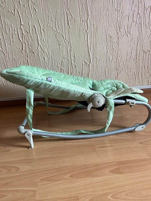 Столик детский кормления.