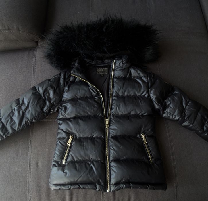 Детско зимно яке на Guess