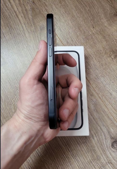 Iphone 15  91% официальный айфон 15