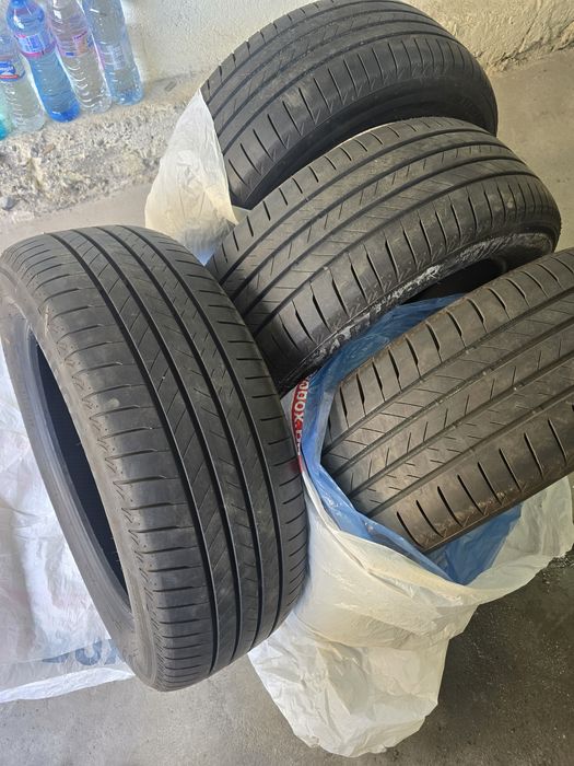 Гуми BRIDGESTONE ALENZA 001  Made in japan   235/55/19 DOT 2923