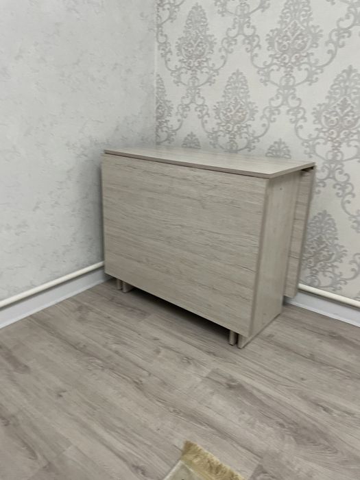 Стол трансформер белый и коричневый