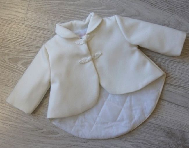 Set cu rochita de botez eleganta si turban - paltonas cadou!