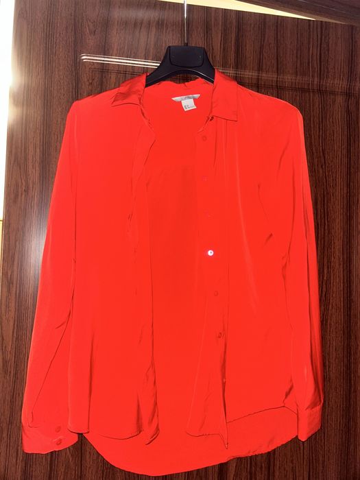Червена риза S, HM