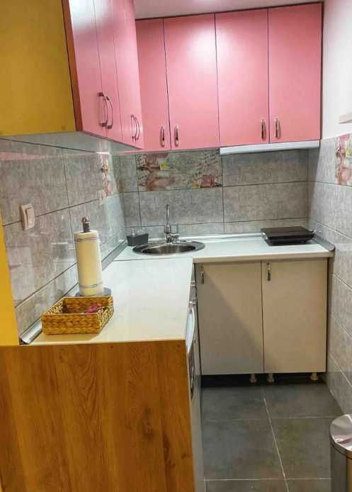 Дава се под наем Едностаен апартамент в Пловдив, Коматевски възел - 40 кв.м за 198.9 € - Снимка #1