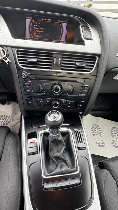 Vand audi a4 b8 2011 170 CP