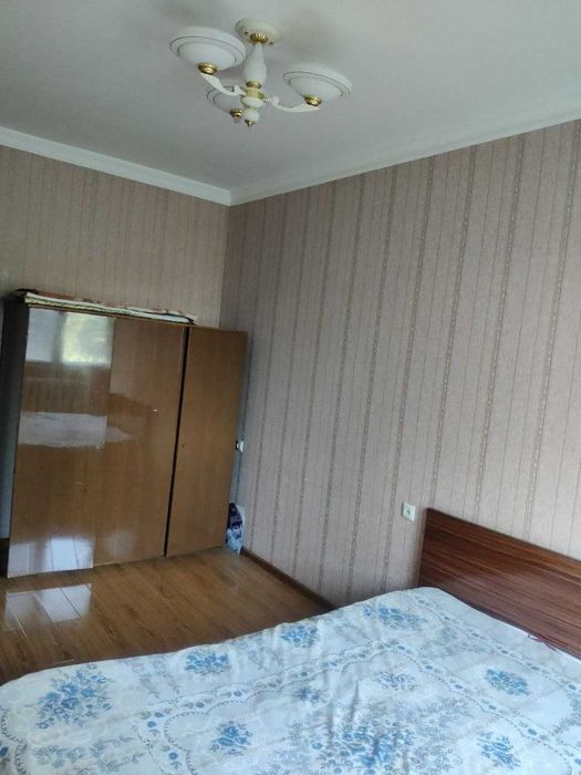 Tinchli metro Yonida 4/3/4 85 kv Remont orta holatda