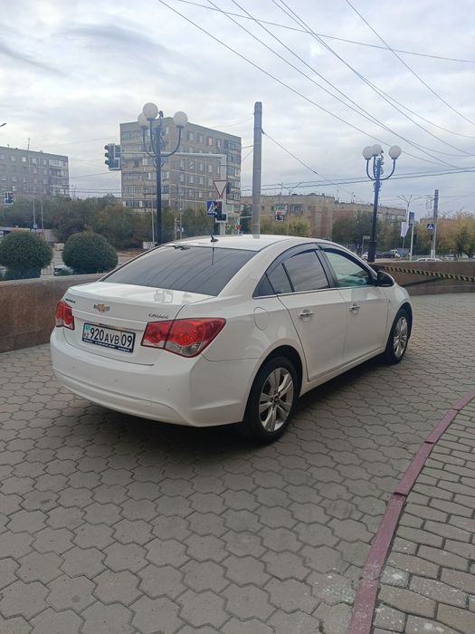 Продаю Шевралет Круз