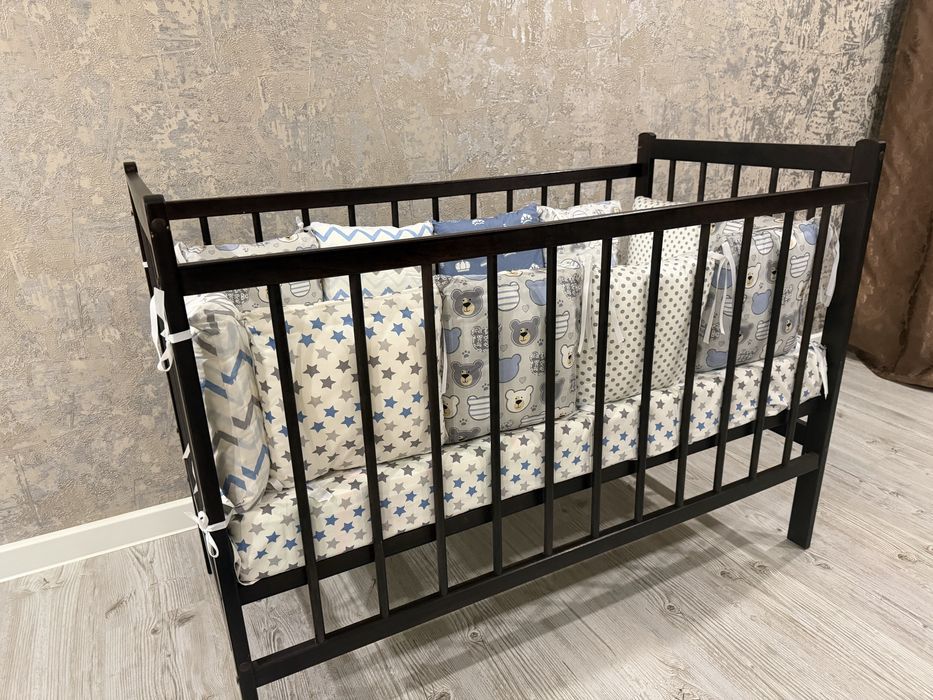 Манеж детский с бортиками