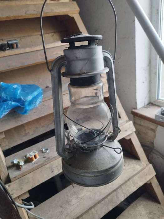 Керосиновая лампа