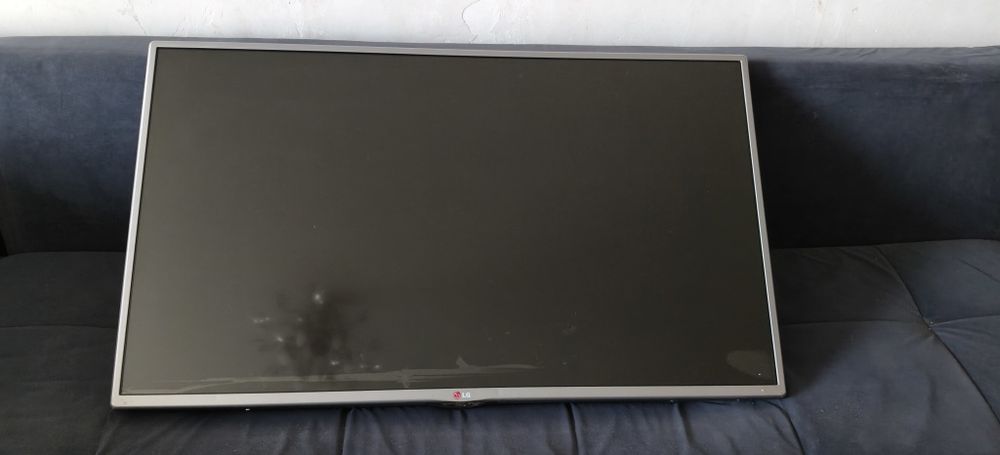 LG телевизор продам
