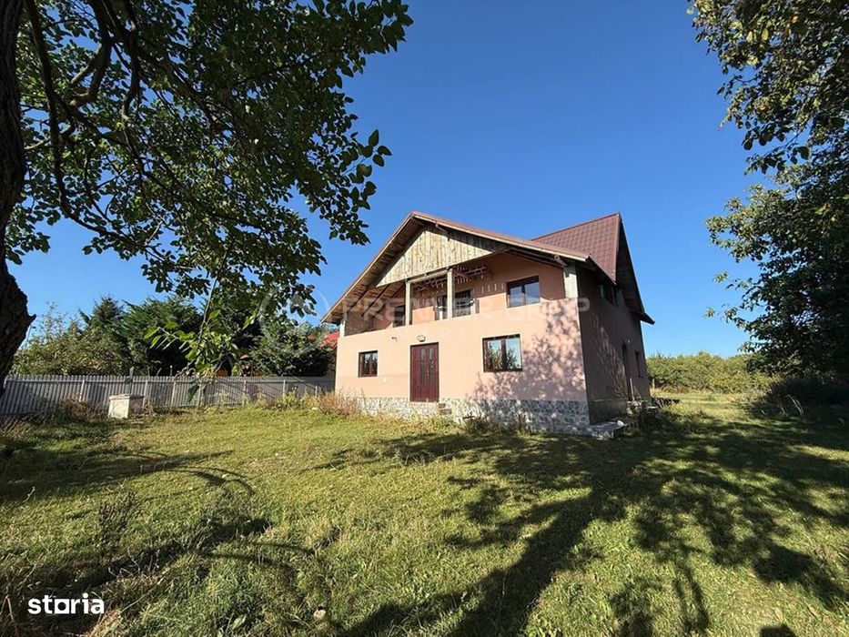Casă 5 camere, Hadambu, 181mp