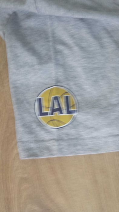 Тениска на LA Lakers като нова (S)