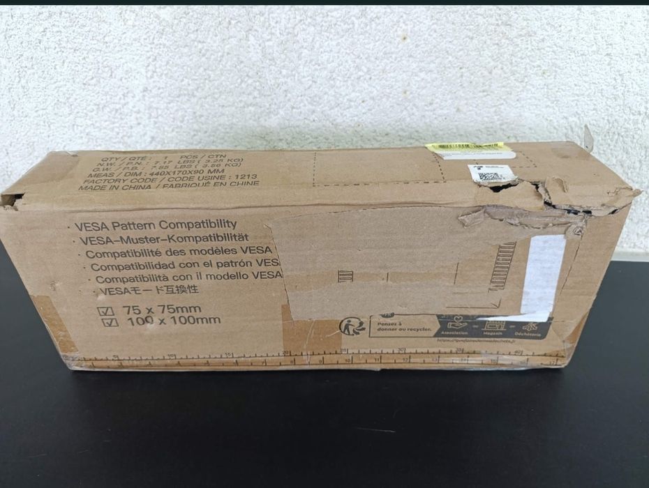 Suport dublu de birou pentru  2 monitoare ErGear 13-32" reglabil inclinare inaltime brate

articulate