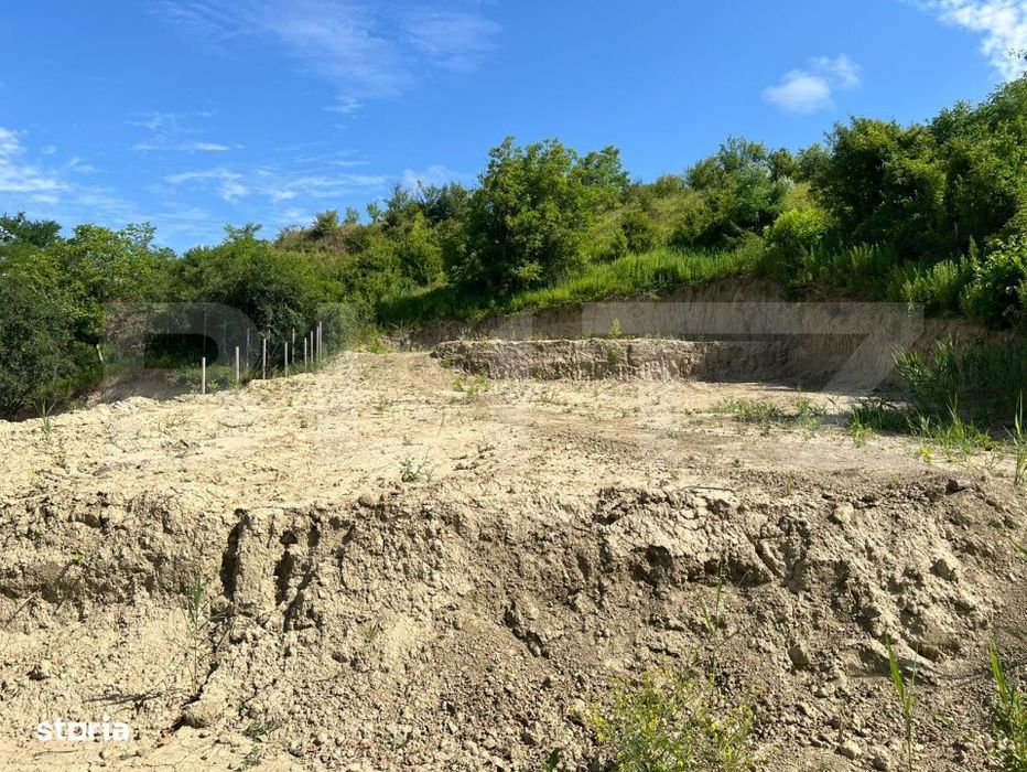 Vand teren 2100 mp, Corunca – zona superba cu vedere panoramica!
