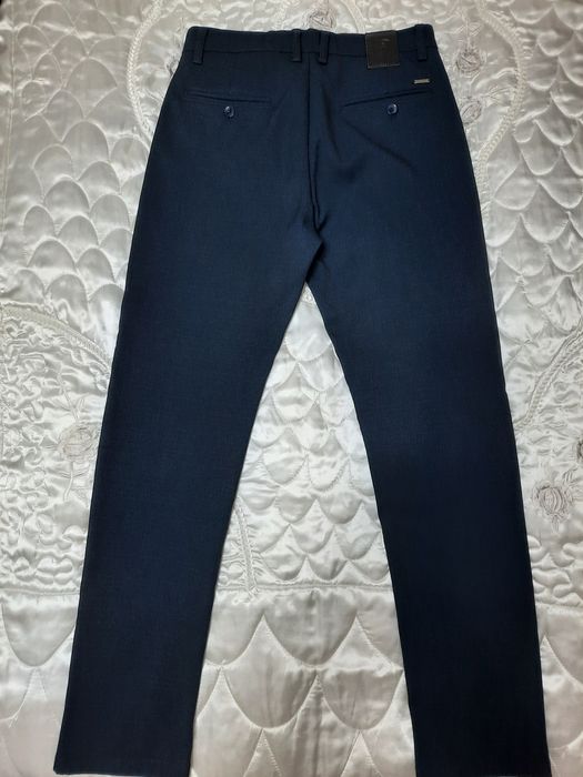 Брюки на мальчика 12-13 лет.