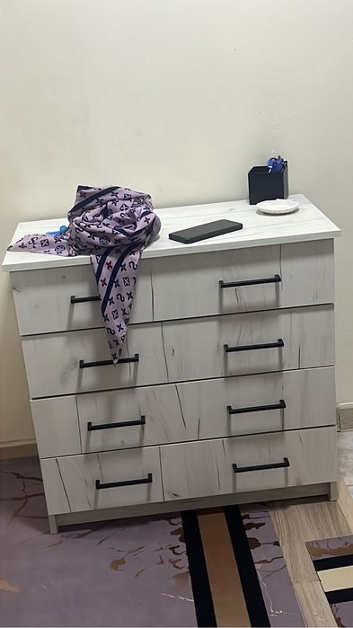 Комодсветлосерый