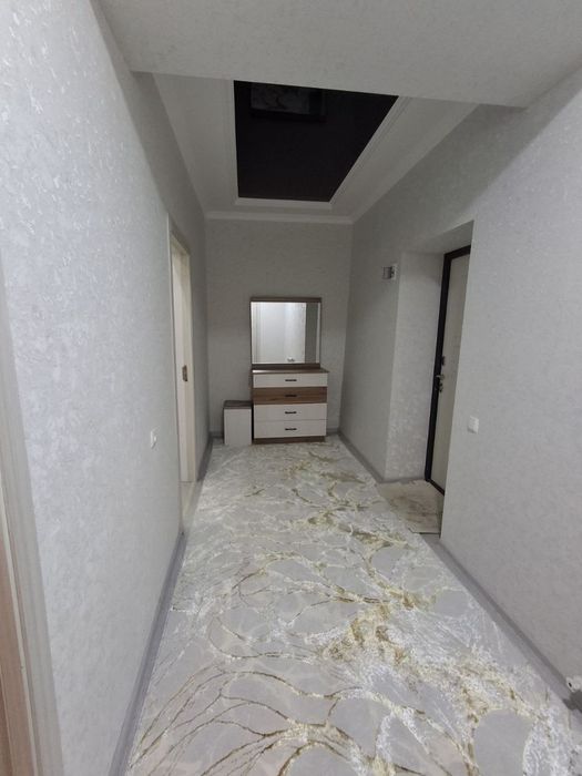 Vakzalda kvartira sotiladi