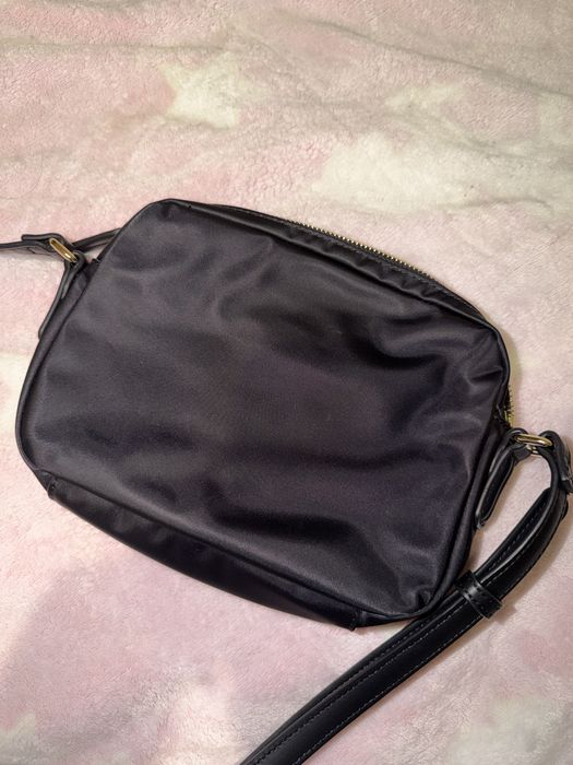 оригинална дамска чанта Tommy Hilfiger