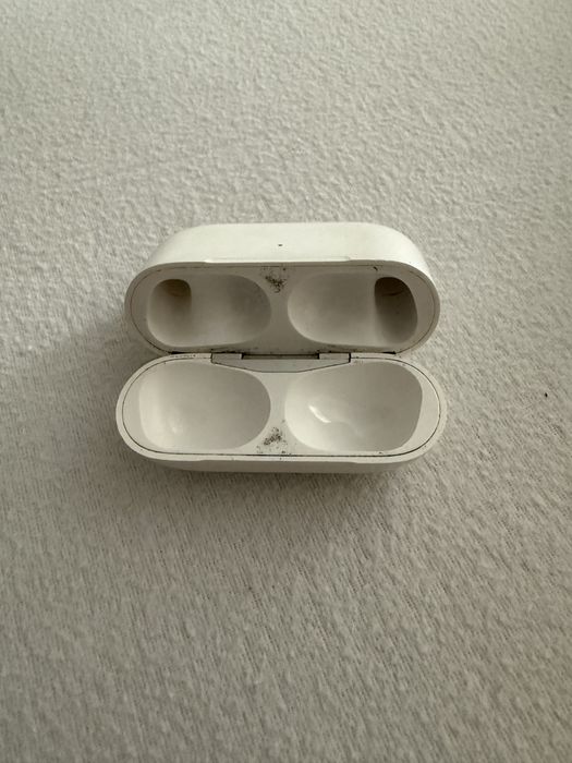 Charging case за airpods pro