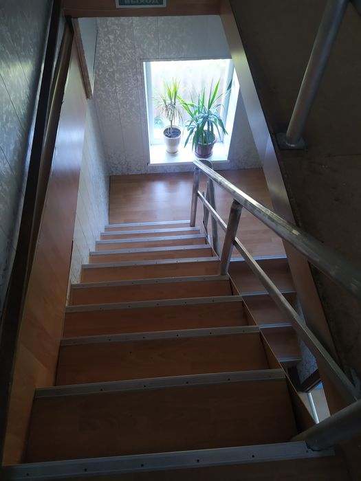 Продам 2-х этажный коттедж