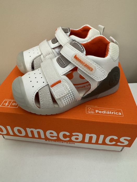 Продам сандалии Biomecanics