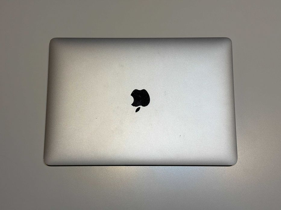 Ecran spart, placa de baza lipsa - MacBook Air 2020 A2179 pentru piese