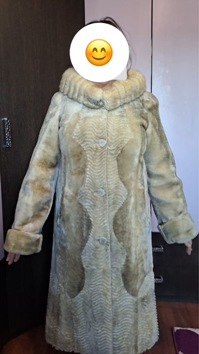 Продам Мутоновая шуба