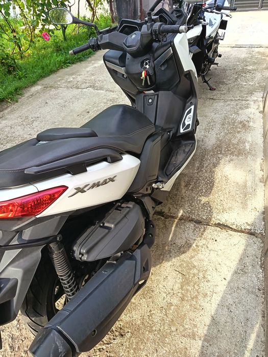 Vind Yamaha Xmax 400