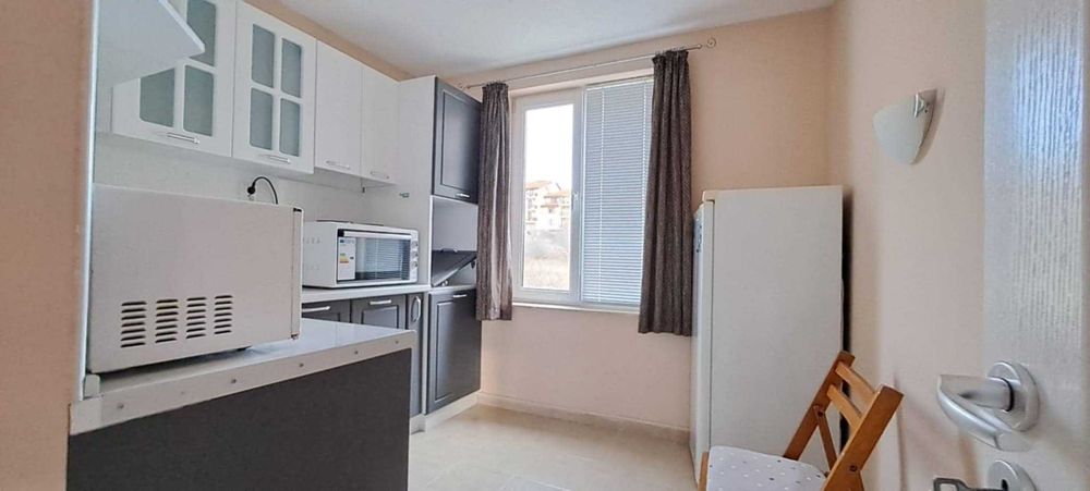 Продава се Тристаен апартамент в с. Равда, Област Бургас - 67 кв.м за 655 €/кв.м - Снимка #2