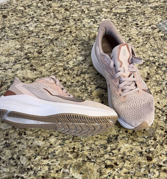 Маратонки Nike ZOOM AIR 40,5 размер