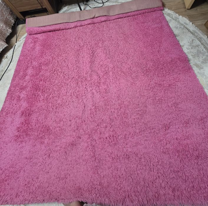 Продаю палас 2×3.  10 тысяч
