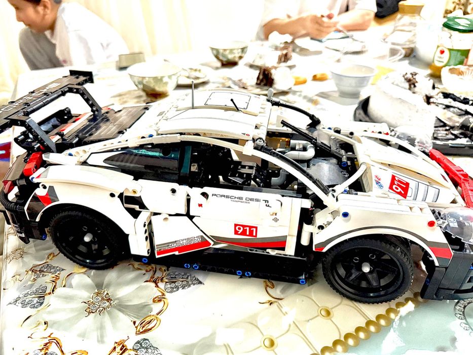 LEGO Technic Porsche 911 — коллекционная модель