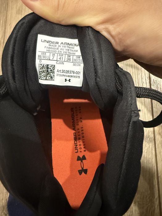 Обувь under armour новый оригинал осеньзима
