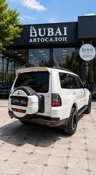 Mitsubishi Pajero Off road