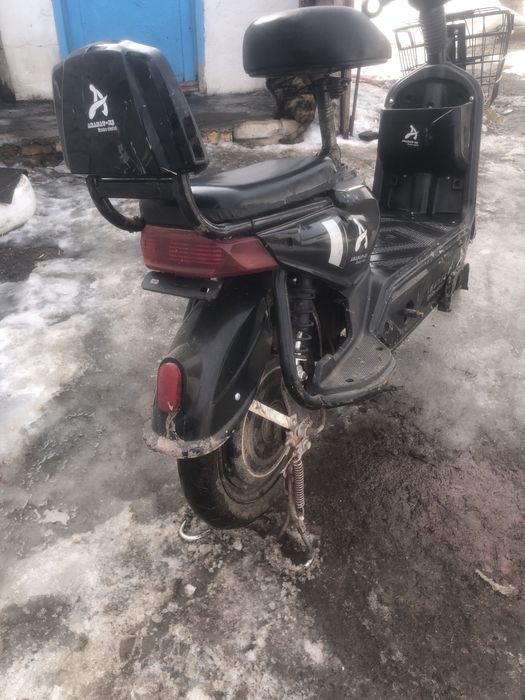 Продам скутер аманат в хорошем состоянии