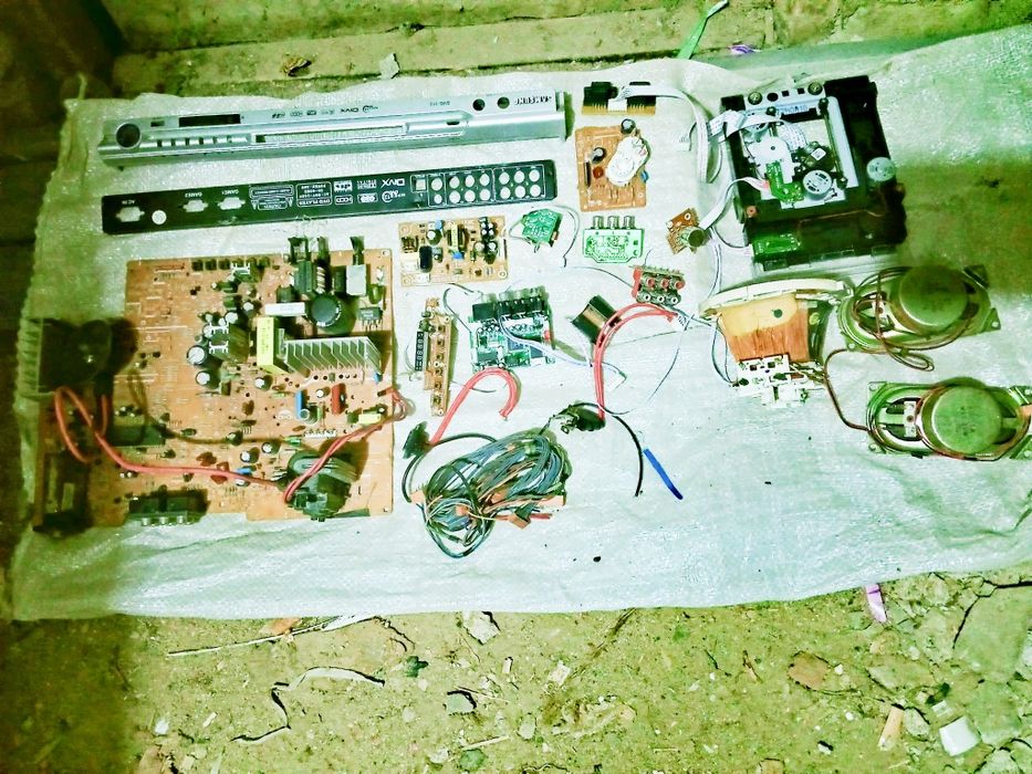 Радиодетали  СССР  и  другое.