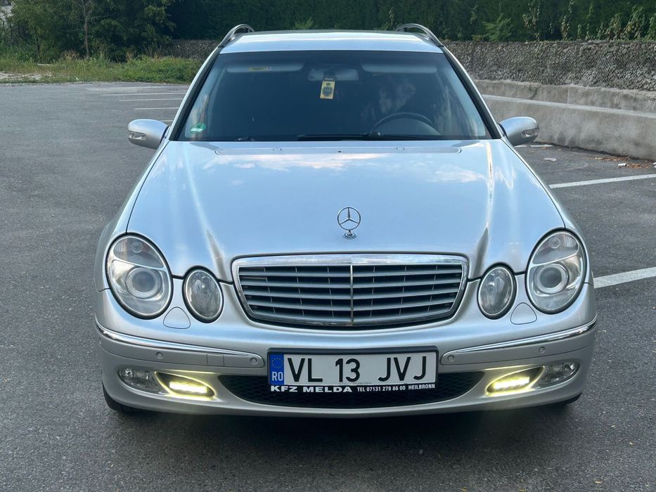 MERCEDES-BENZ E-Class