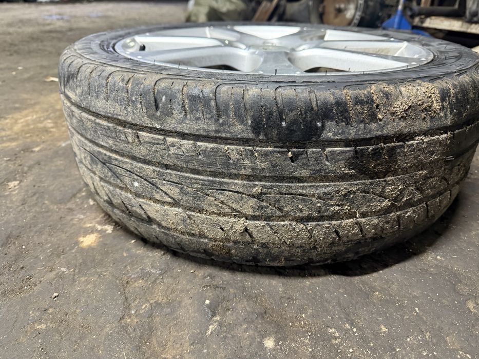 Продам диски с резиной от хонды