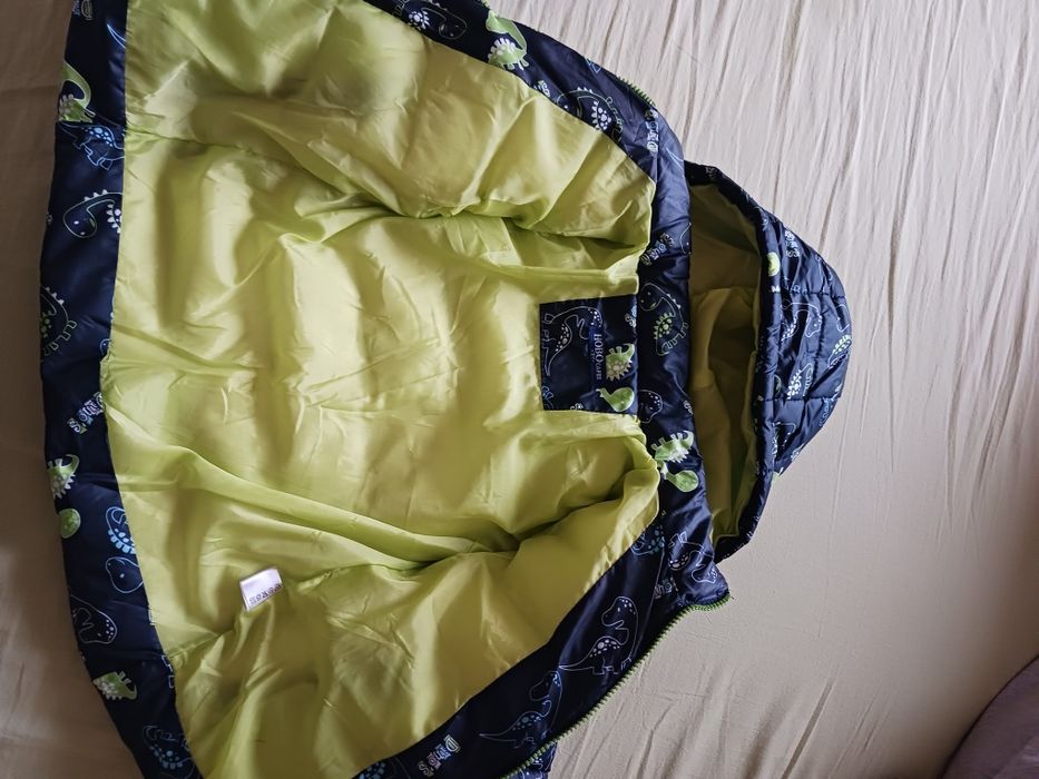 Зимно яке ново за момче за 3 год.